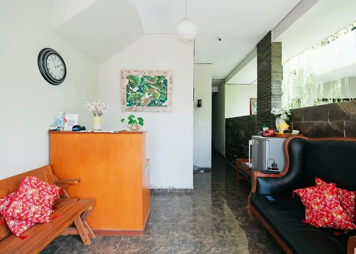 D'tamblingan At Taman Griya Redpartner - Minimum 30 Nights Hotel